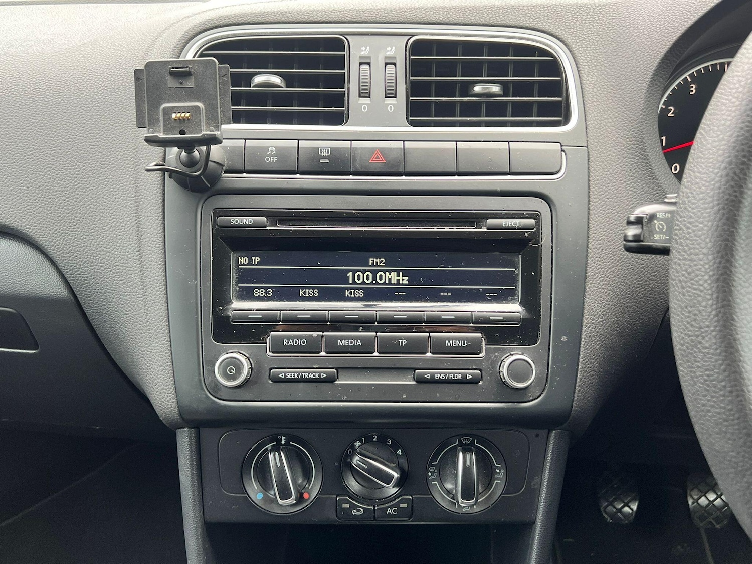 Used Volkswagen Polo 2014 for sale - 76337772: Photo 18
