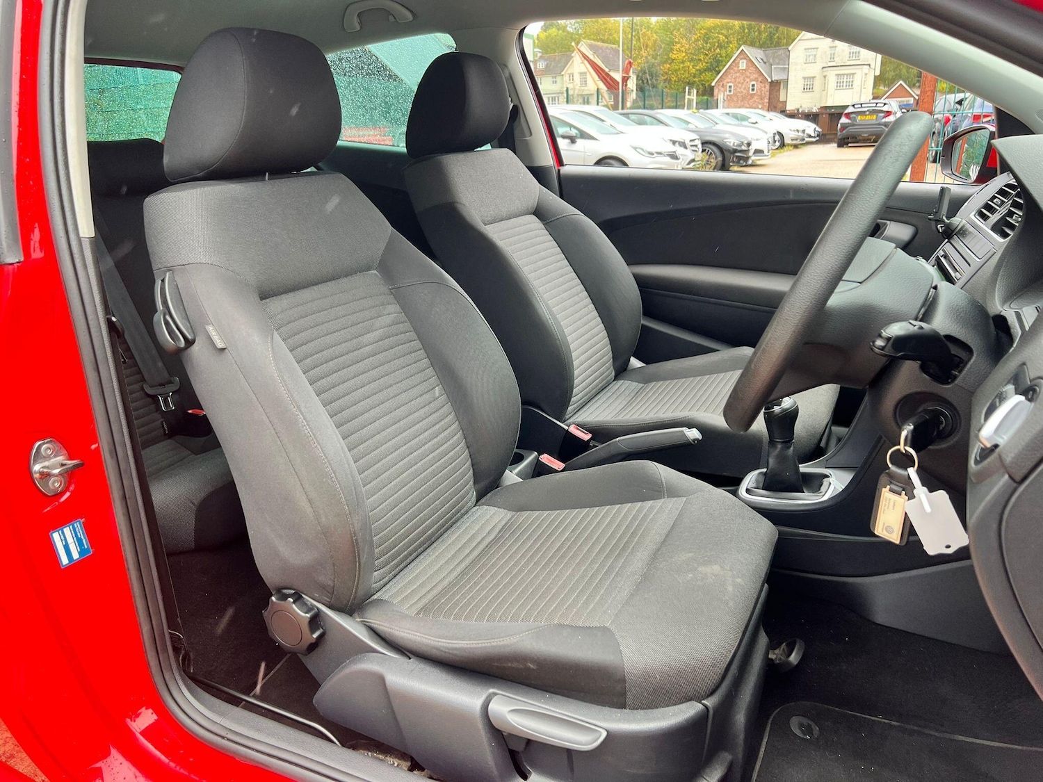 Used Volkswagen Polo 2014 for sale - 76337772: Photo 9