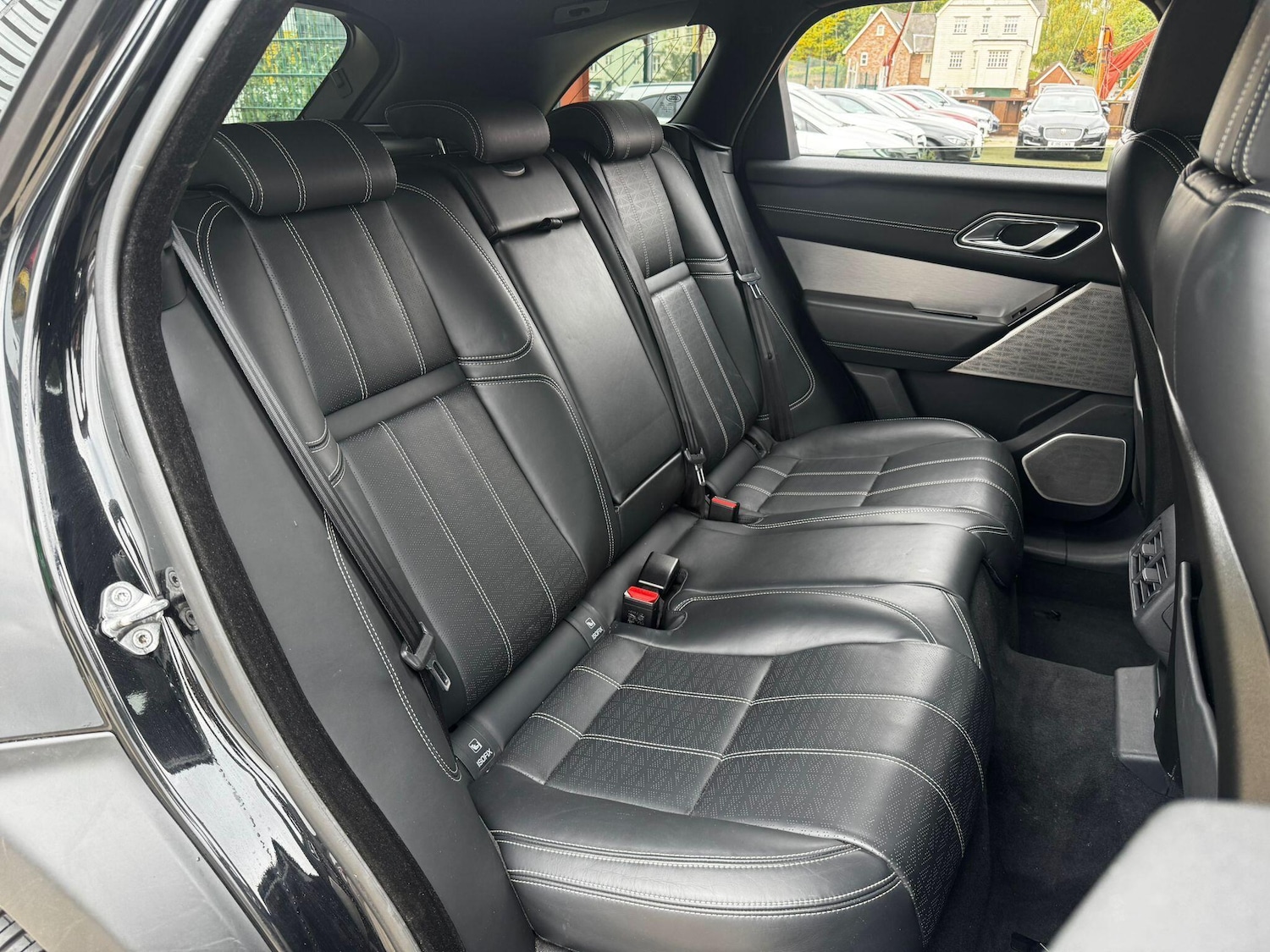 Used Land Rover Range Rover Velar 2018 for sale - 76238579: Photo 18