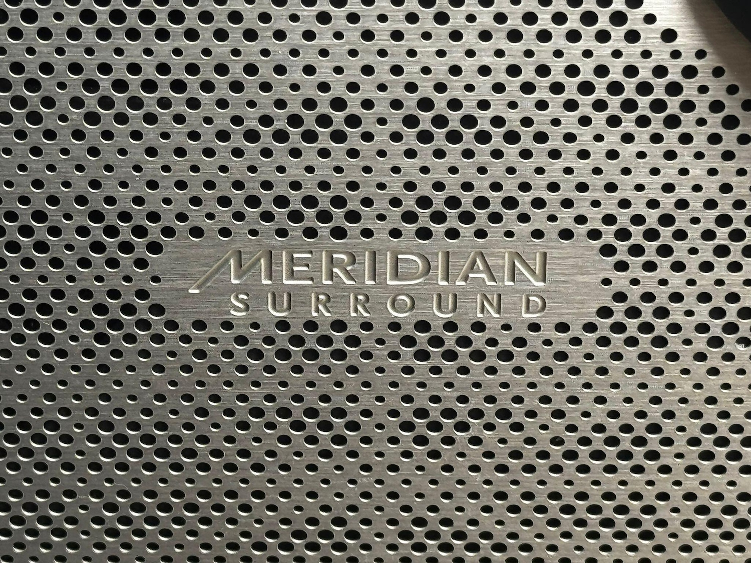 Used Land Rover Range Rover Velar 2018 for sale - 76238579: Photo 2