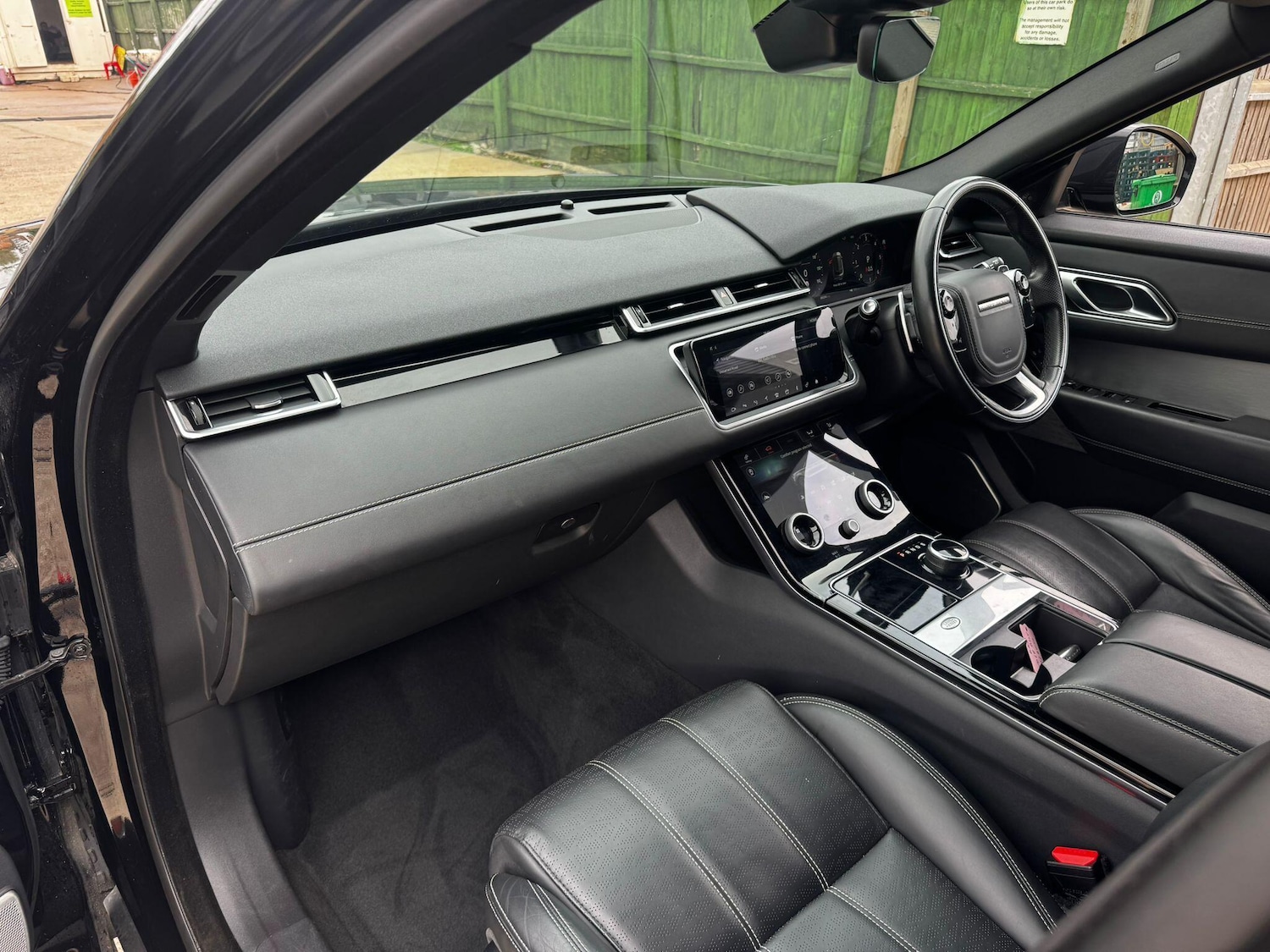 Used Land Rover Range Rover Velar 2018 for sale - 76238579: Photo 25