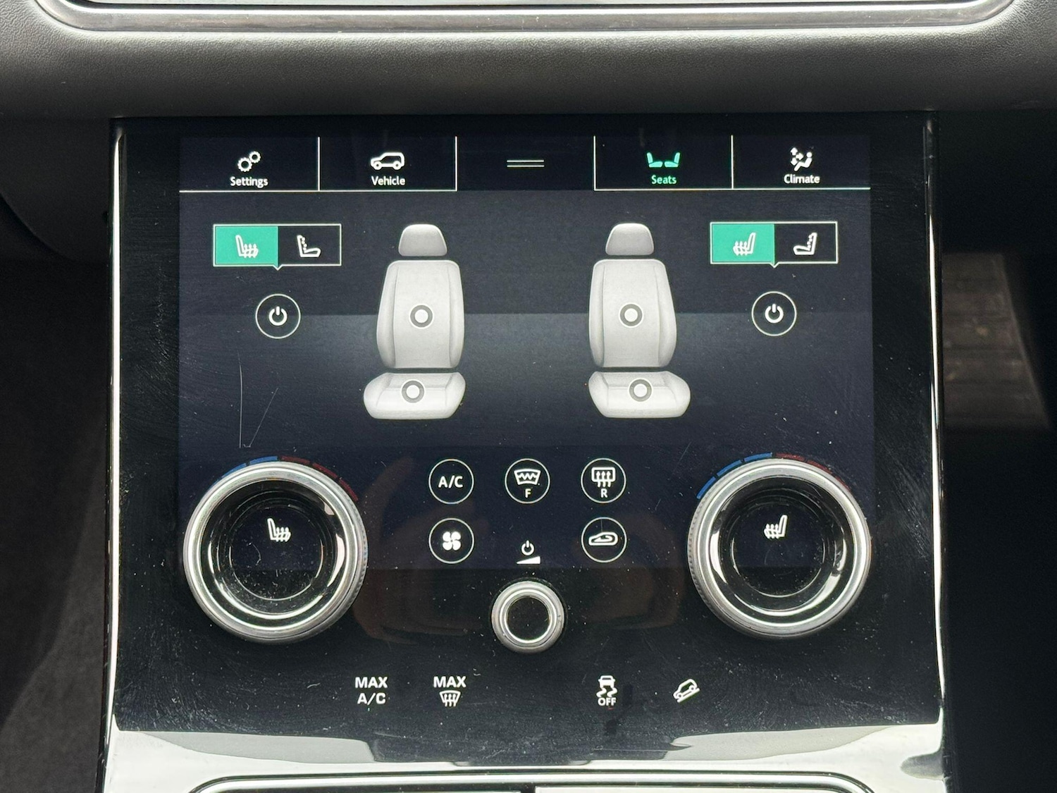 Used Land Rover Range Rover Velar 2018 for sale - 76238579: Photo 7