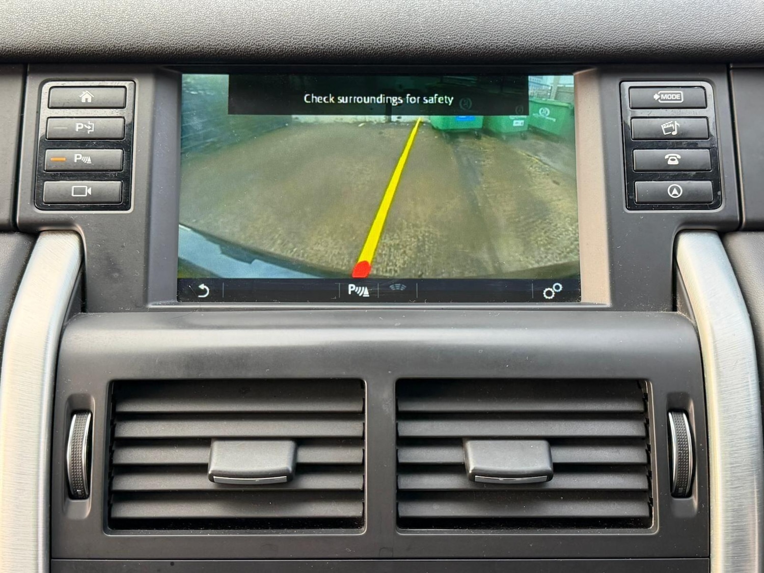 Used Land Rover Discovery Sport 2016 for sale - 77253627: Photo 14