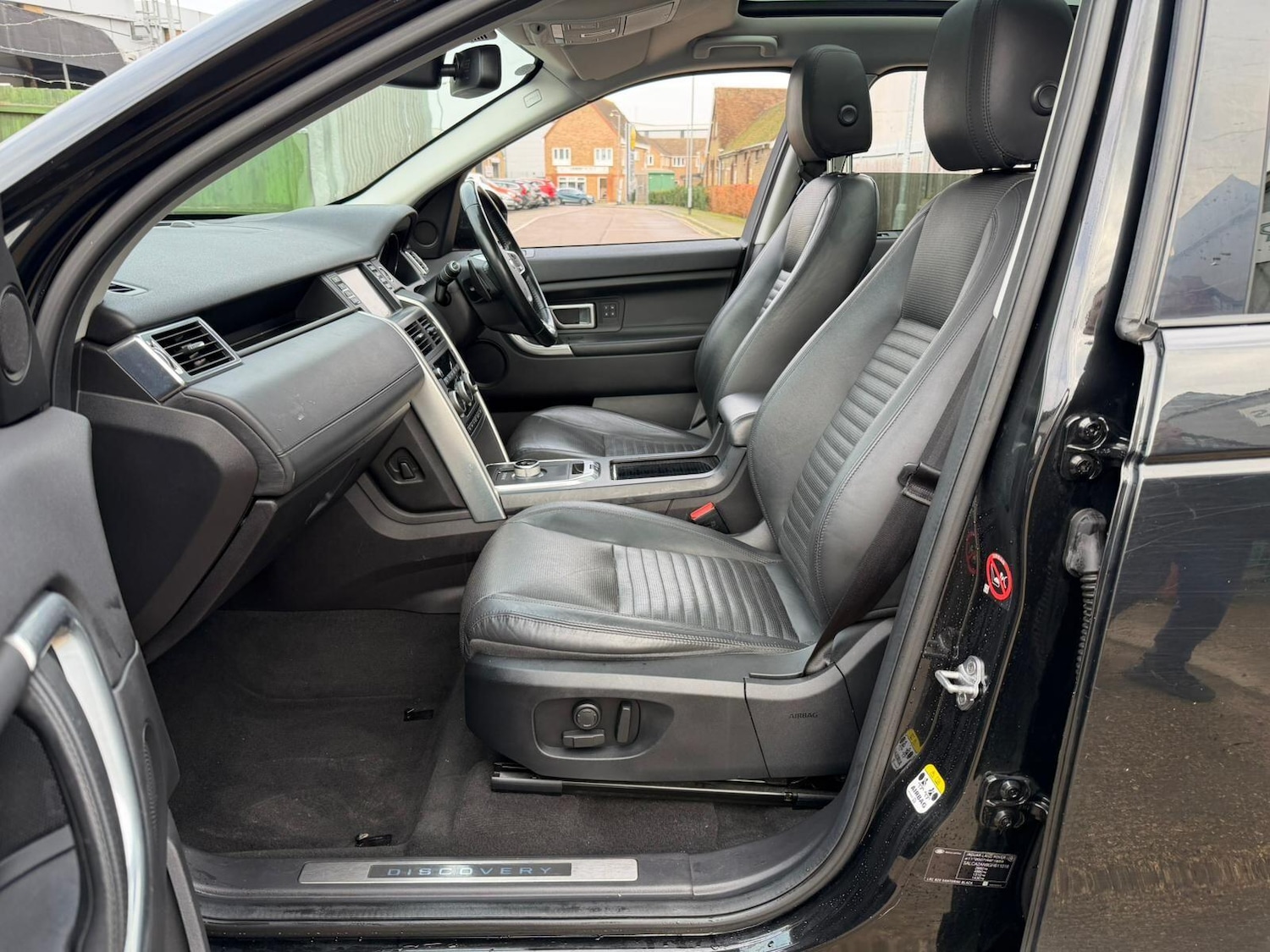 Used Land Rover Discovery Sport 2016 for sale - 77253627: Photo 25