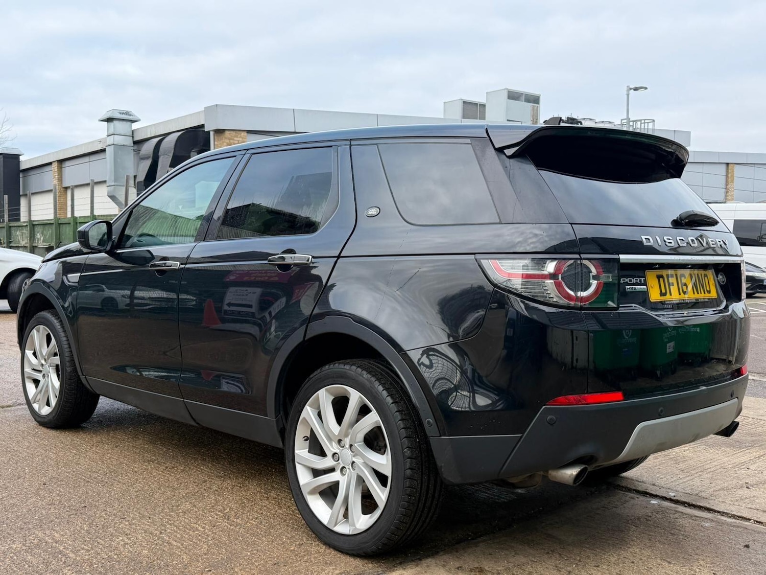 Used Land Rover Discovery Sport 2016 for sale - 77253627: Photo 8