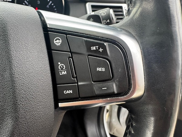 Used Land Rover Discovery Sport 2015 for sale - 76214092: Photo 16