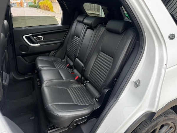 Used Land Rover Discovery Sport 2015 for sale - 76214092: Photo 24