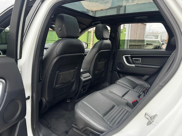 Used Land Rover Discovery Sport 2015 for sale - 76214092: Photo 25