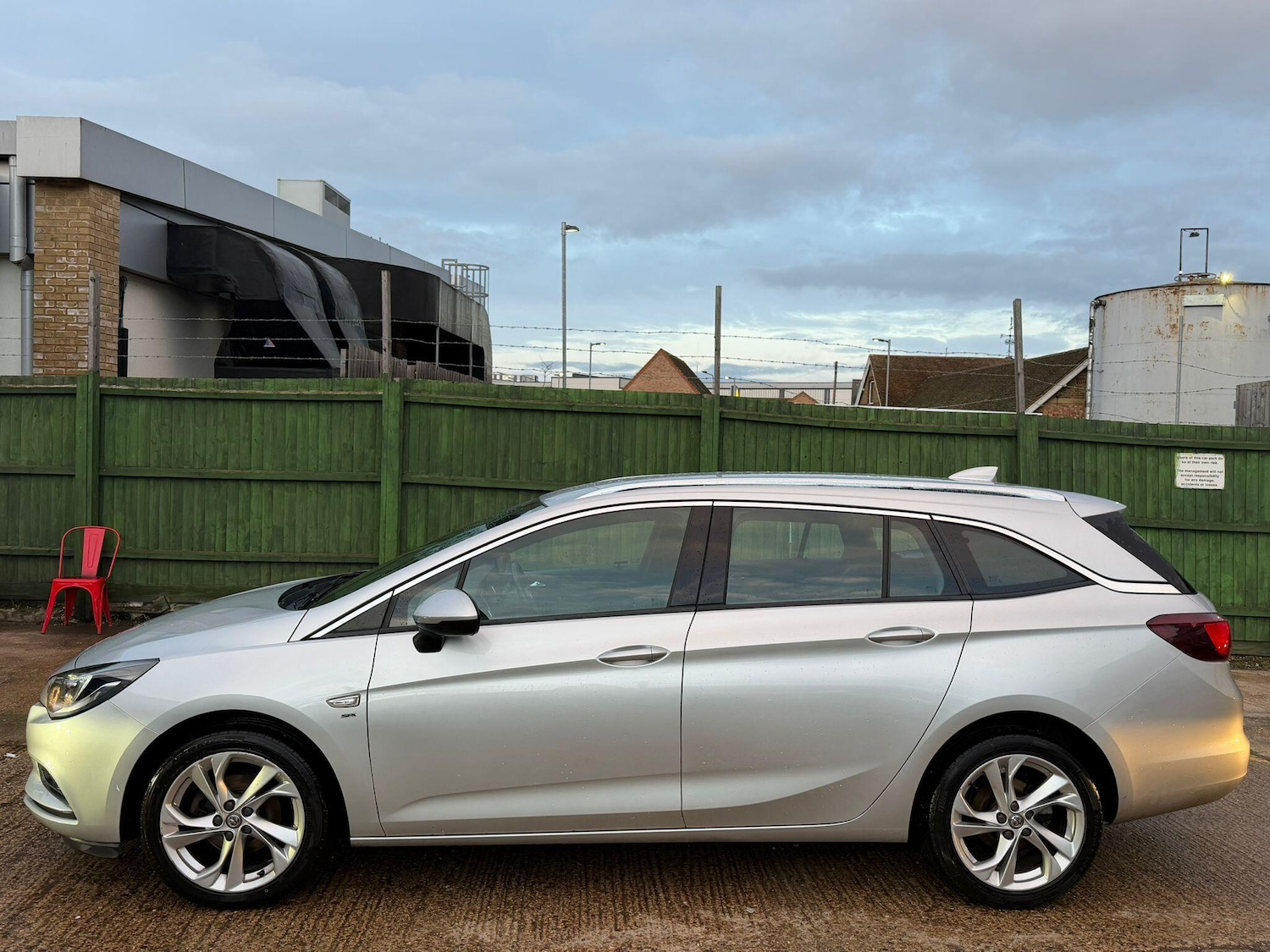 Used Vauxhall Astra 2017 for sale - 77305409: Photo 10