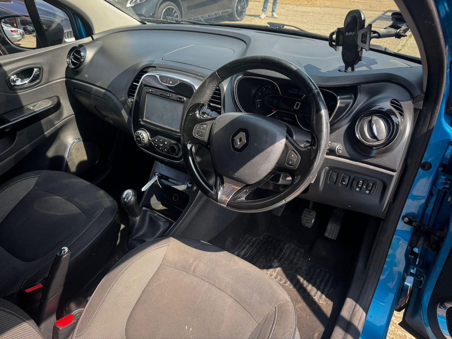 Used Renault Captur 2015 for sale - 77969922: Photo 11