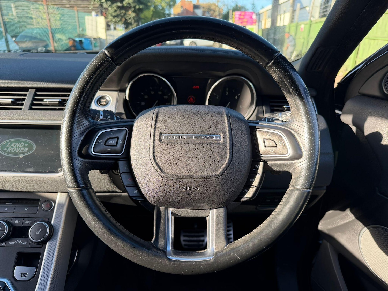 Used Land Rover Range Rover Evoque 2016 for sale - 76918598: Photo 30