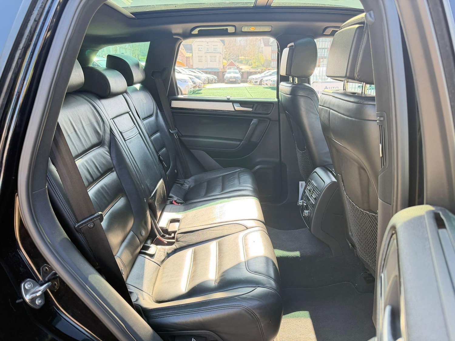 Used Volkswagen Touareg 2012 for sale - 77957856: Photo 15