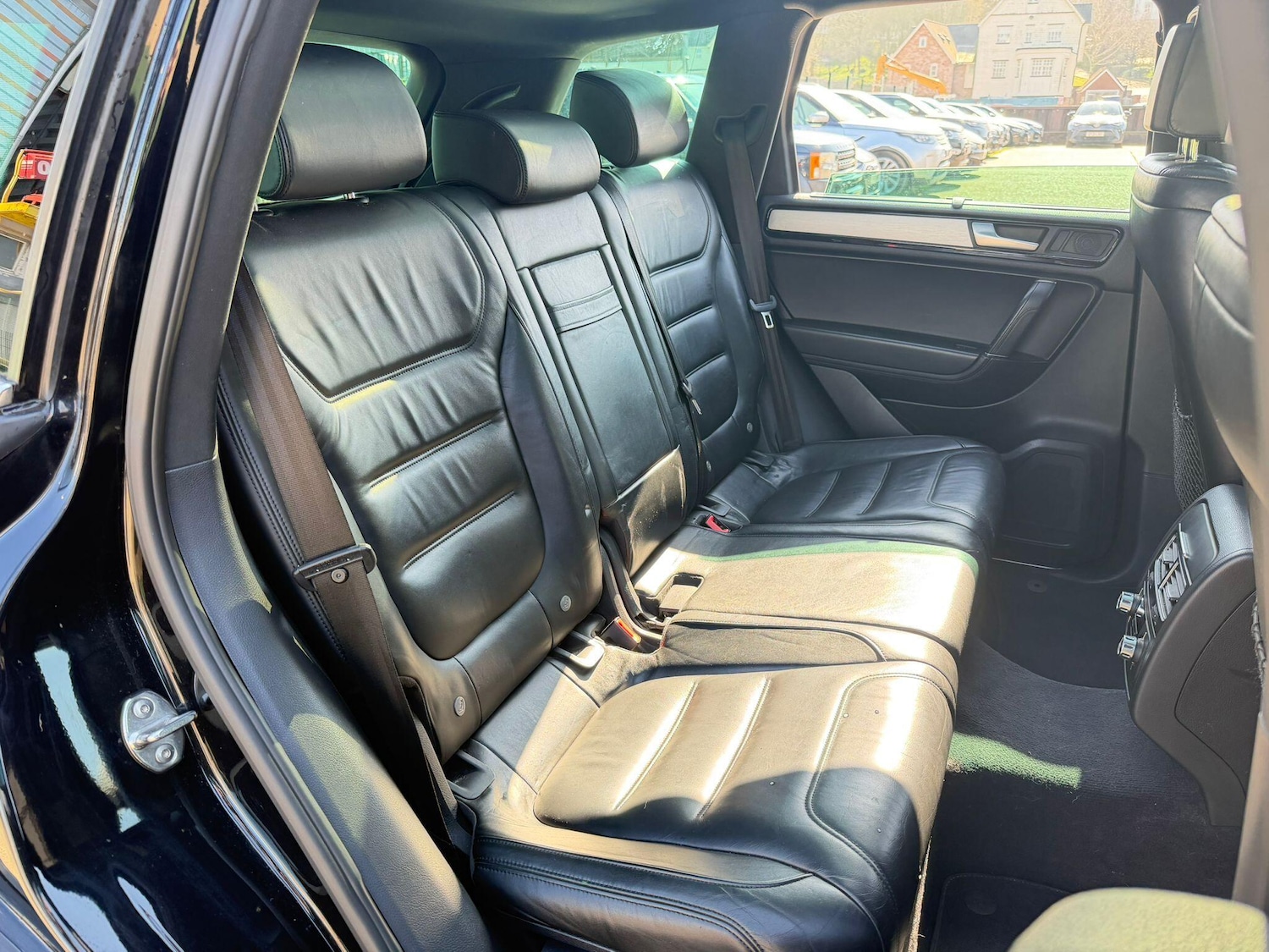 Used Volkswagen Touareg 2012 for sale - 77957856: Photo 16