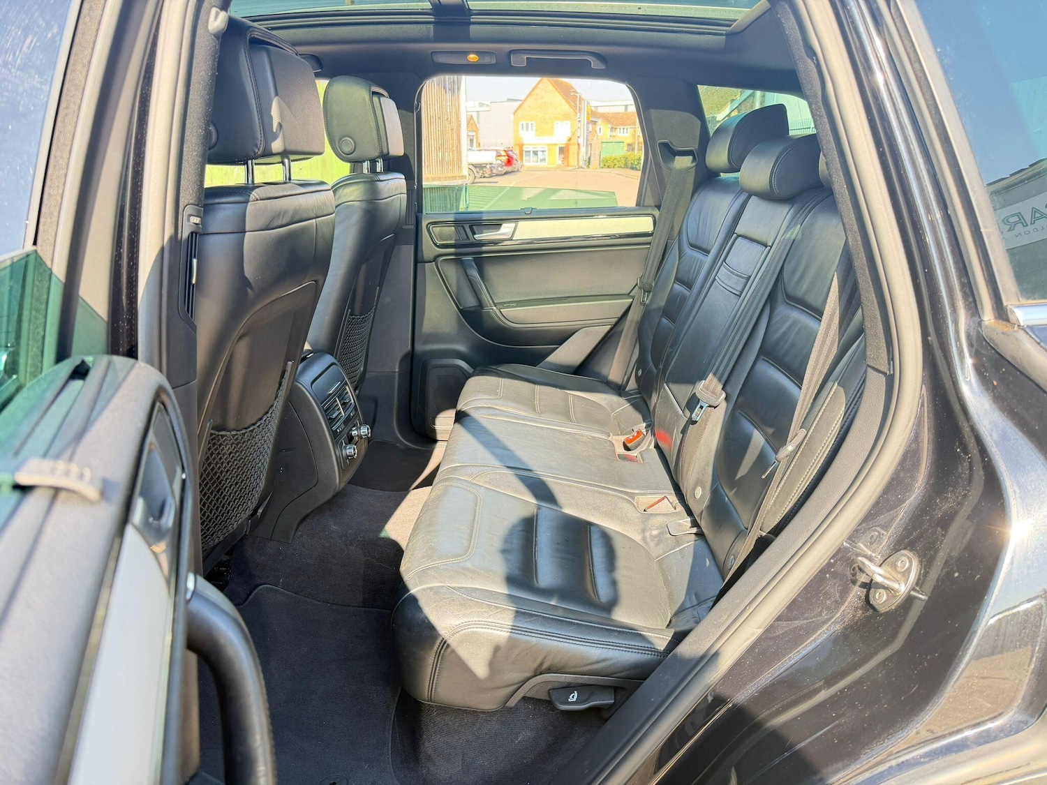 Used Volkswagen Touareg 2012 for sale - 77957856: Photo 18