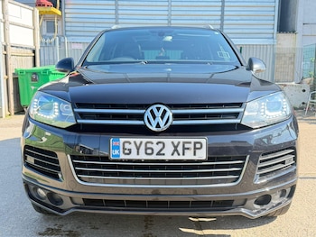 Used Volkswagen Touareg 2012 for sale - 77957856: Photo