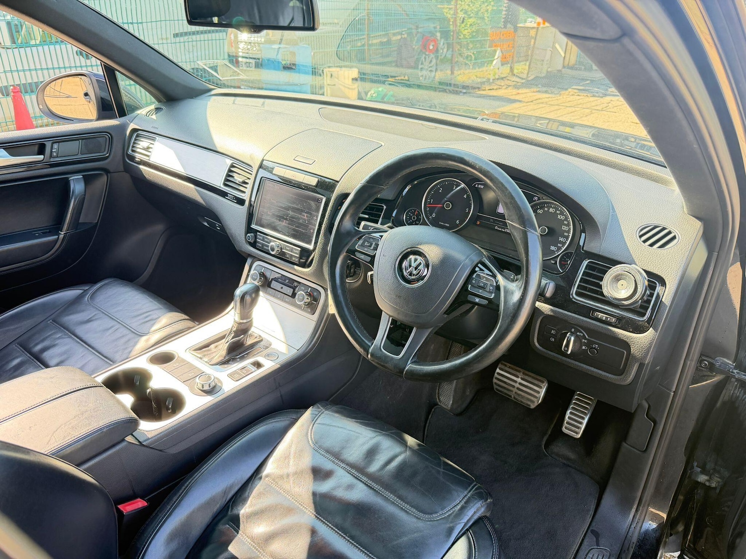 Used Volkswagen Touareg 2012 for sale - 77957856: Photo 9