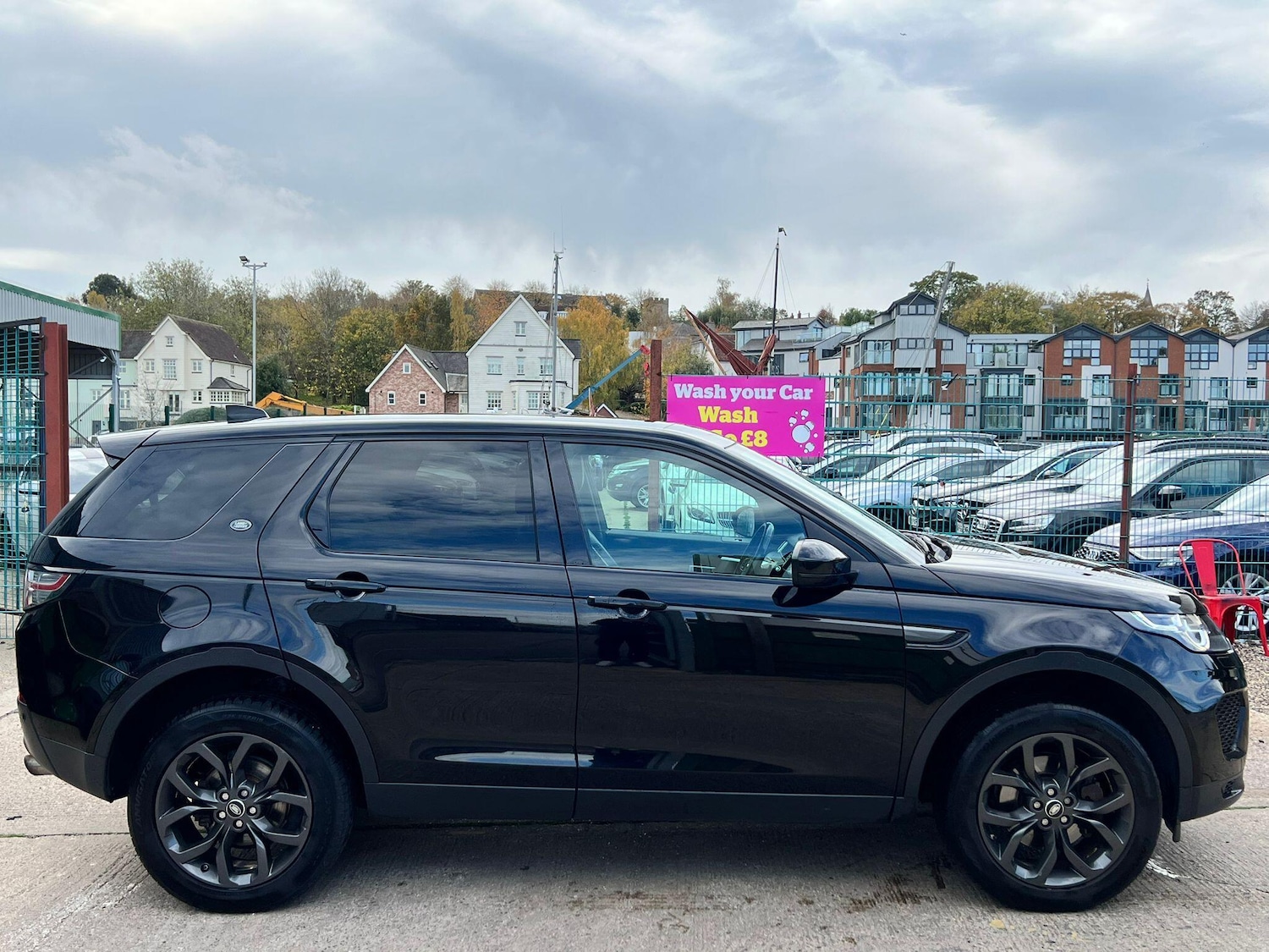 Used Land Rover Discovery Sport 2019 for sale - 76753384: Photo 3