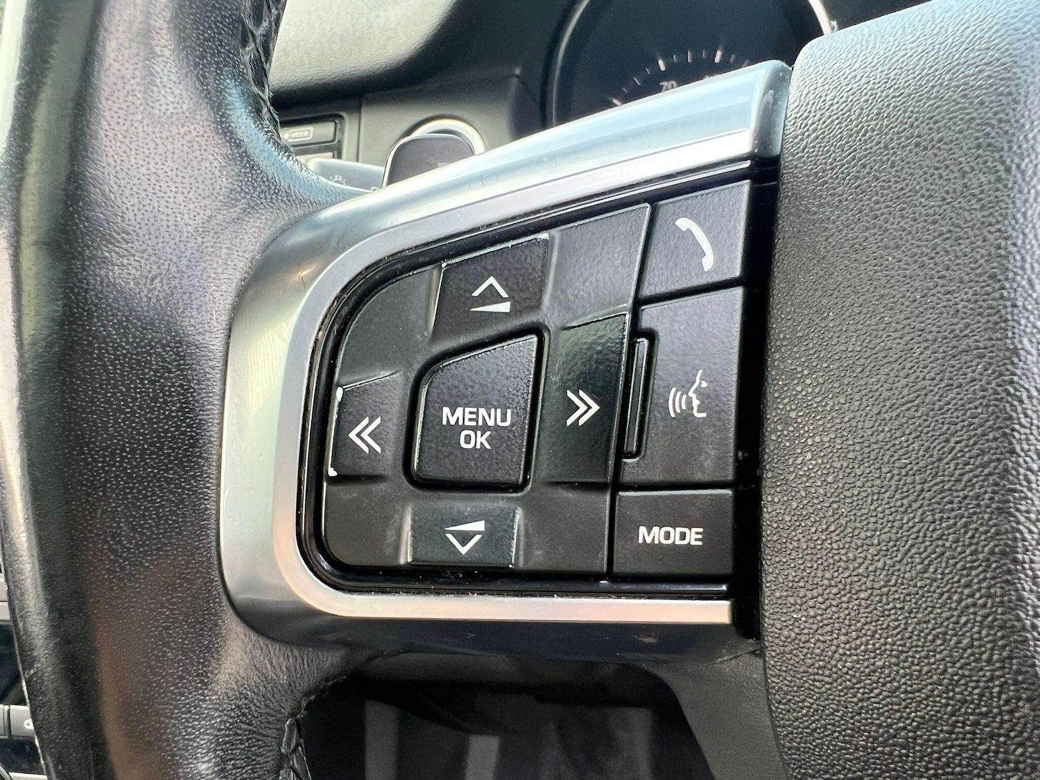 Used Land Rover Discovery Sport 2019 for sale - 76753384: Photo 31