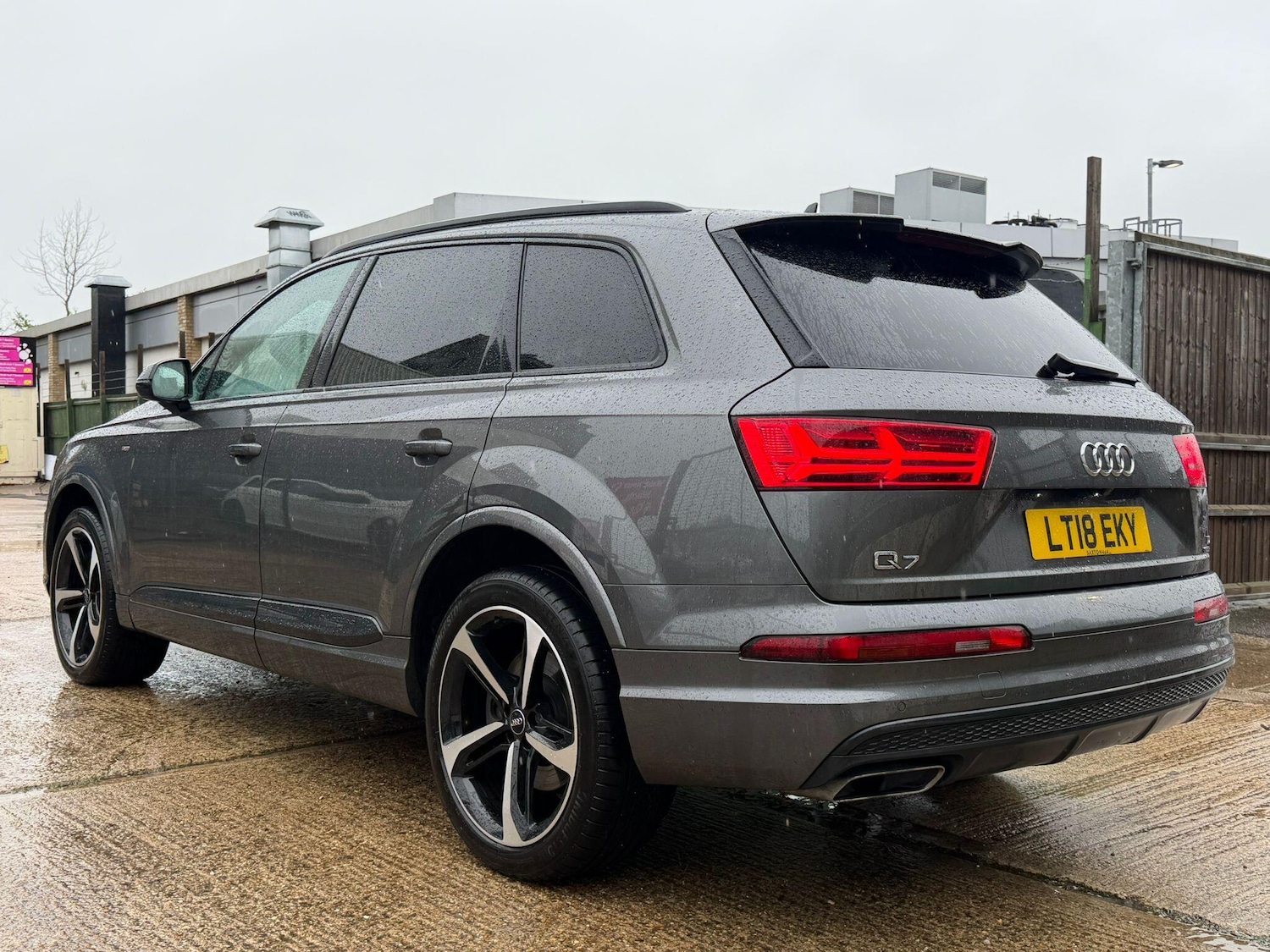 Used Audi Q7 2018 for sale - 77191654: Photo 8