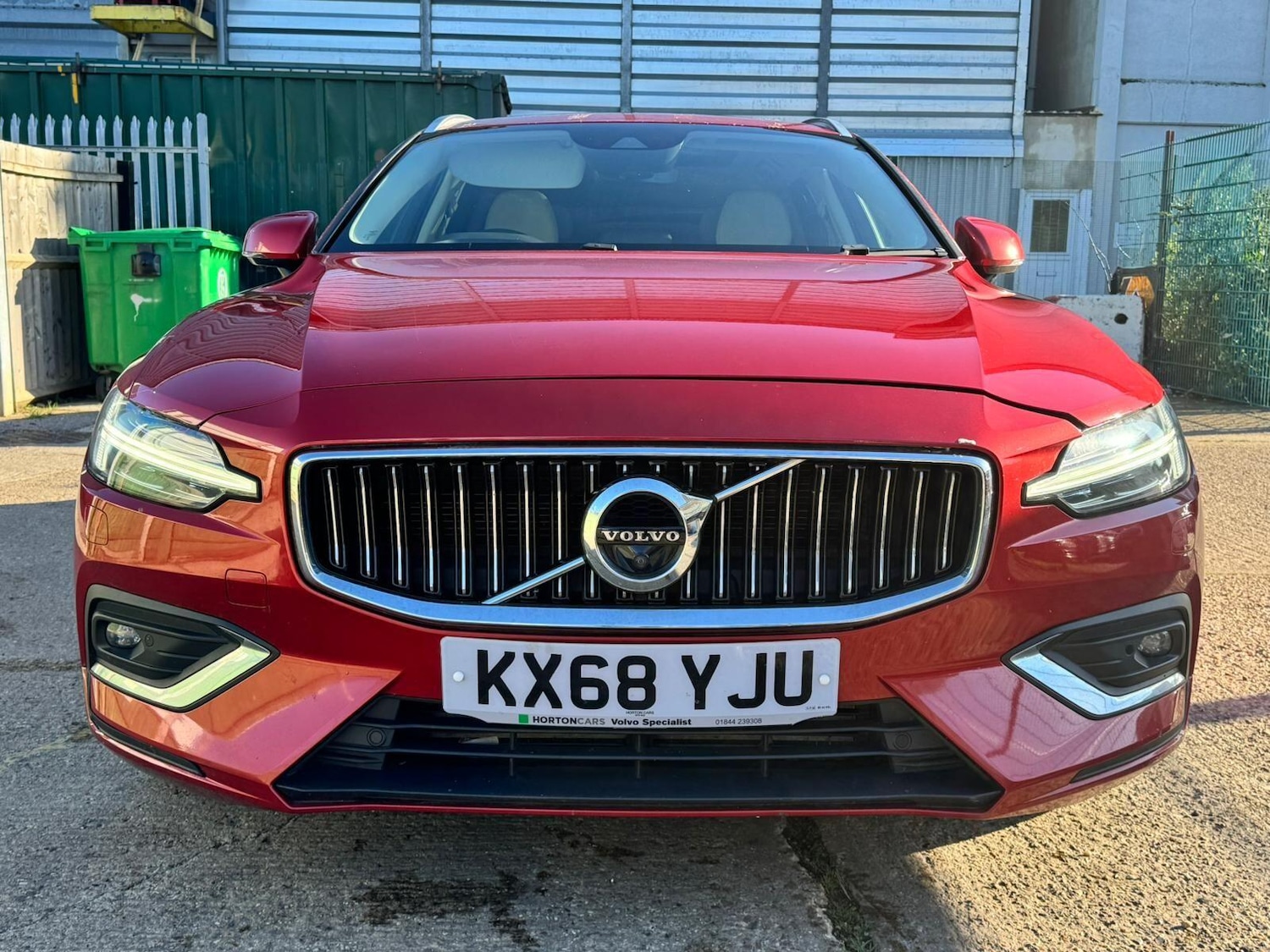 Used Volvo V60 2018 for sale - 76657097: Photo 13