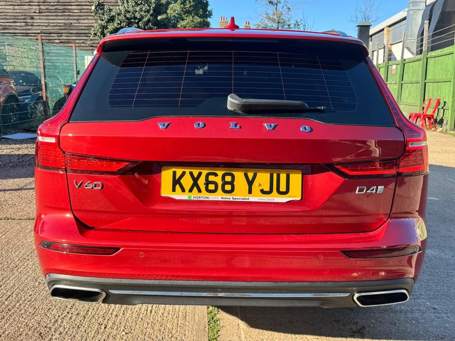 Used Volvo V60 2018 for sale - 76657097: Photo 6