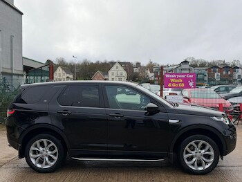 Used Land Rover Discovery Sport 2017 for sale - 77784557: Photo