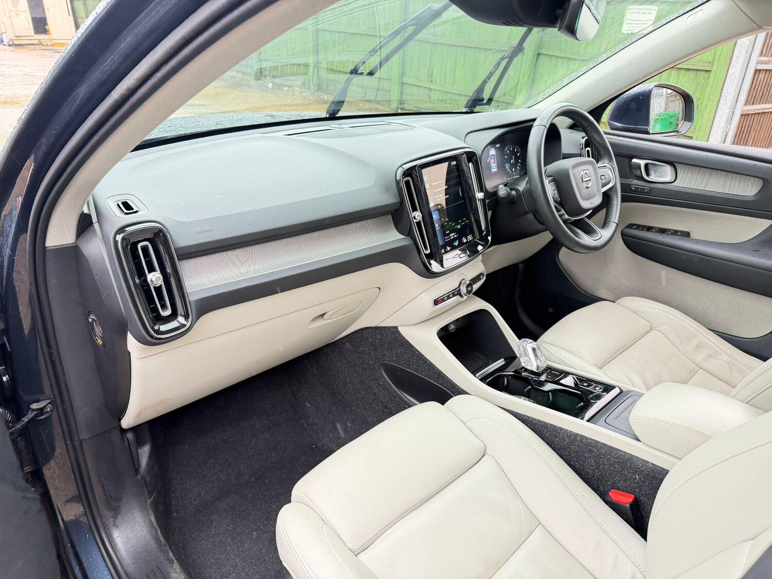 Used Volvo XC40 2021 for sale - 77454874: Photo 29