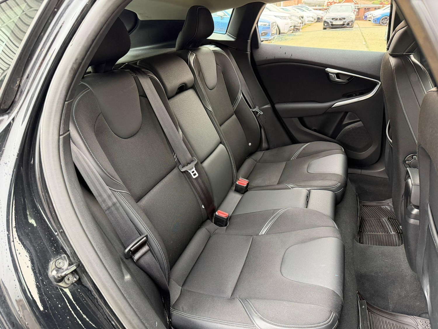 Used Volvo V40 2012 for sale - 77119893: Photo 13