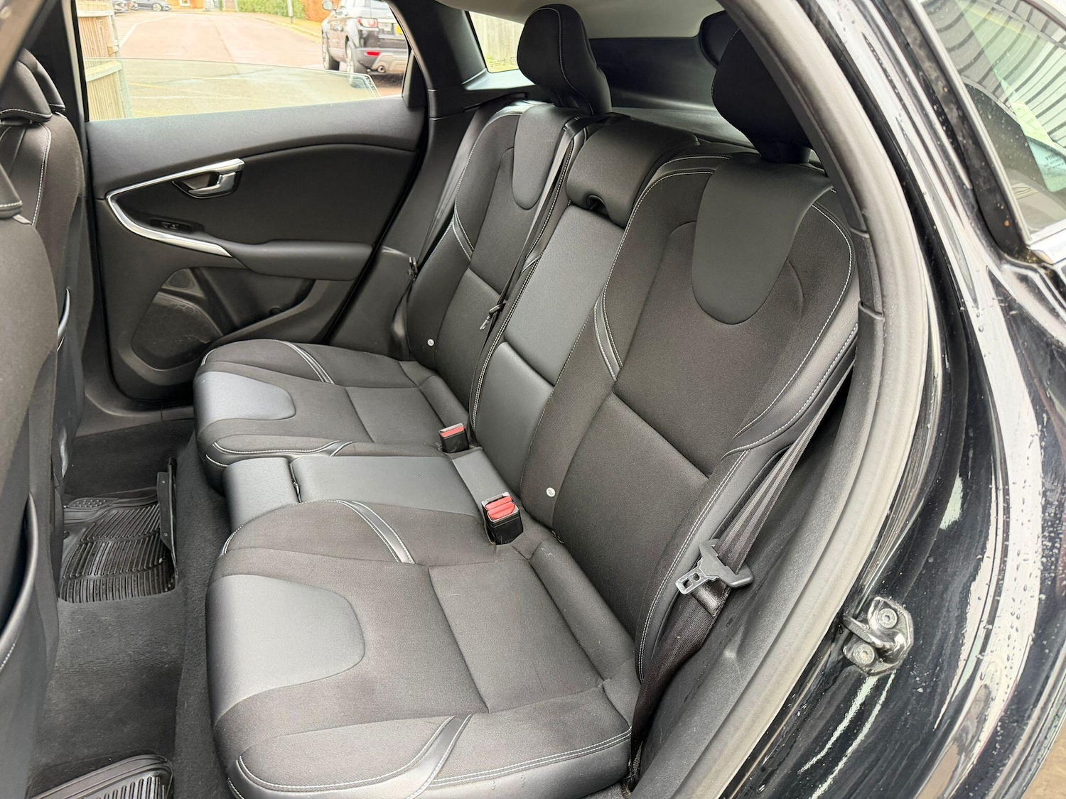 Used Volvo V40 2012 for sale - 77119893: Photo 16