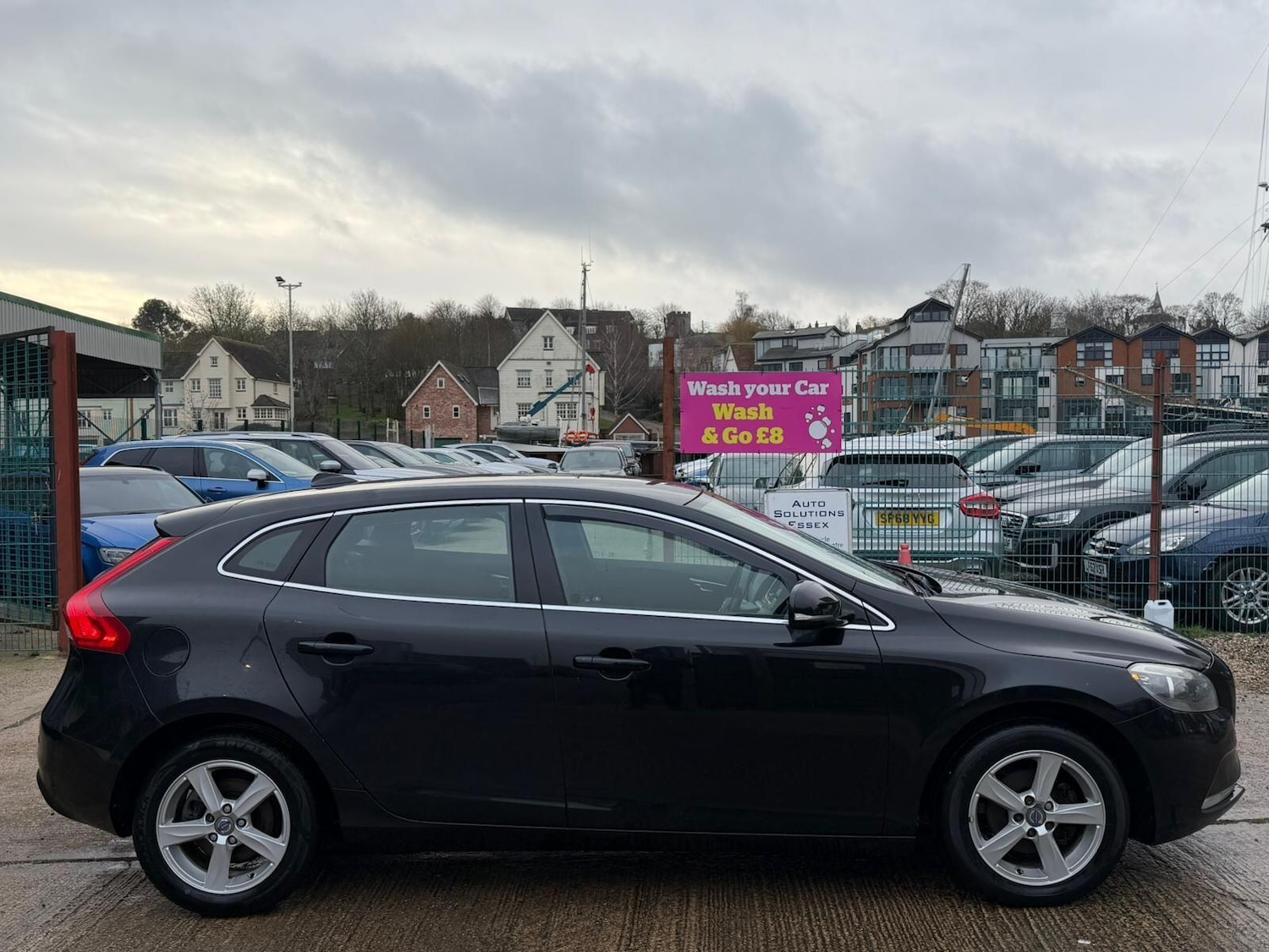 Used Volvo V40 2012 for sale - 77119893: Photo 2
