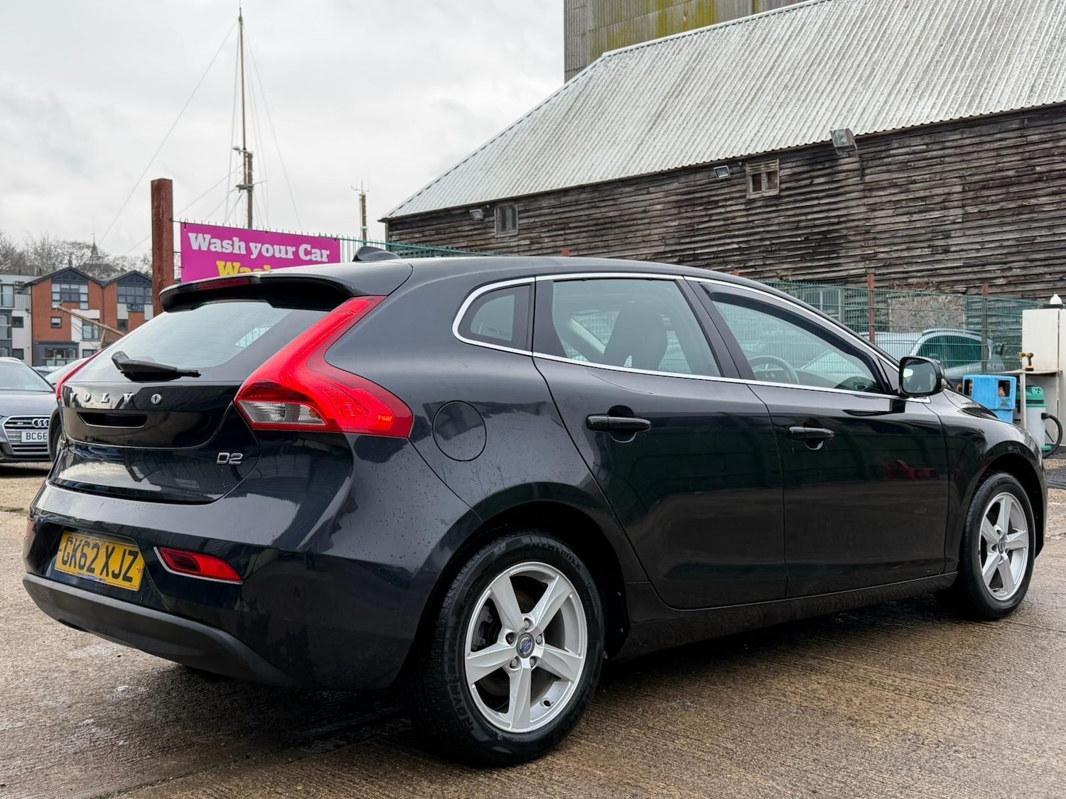 Used Volvo V40 2012 for sale - 77119893: Photo 3