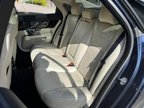 Used Jaguar XJ 2015 for sale - 76013337: Photo 20