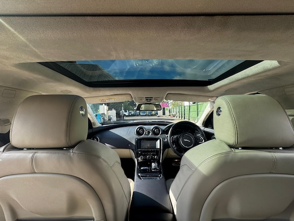Used Jaguar XJ 2015 for sale - 76013337: Photo 27