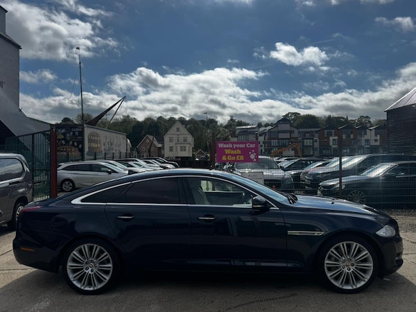 Used Jaguar XJ 2015 for sale - 76013337: Photo 3