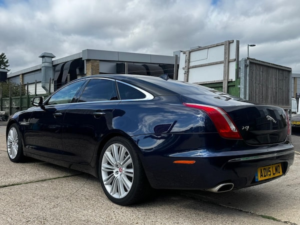Used Jaguar XJ 2015 for sale - 76013337: Photo 8