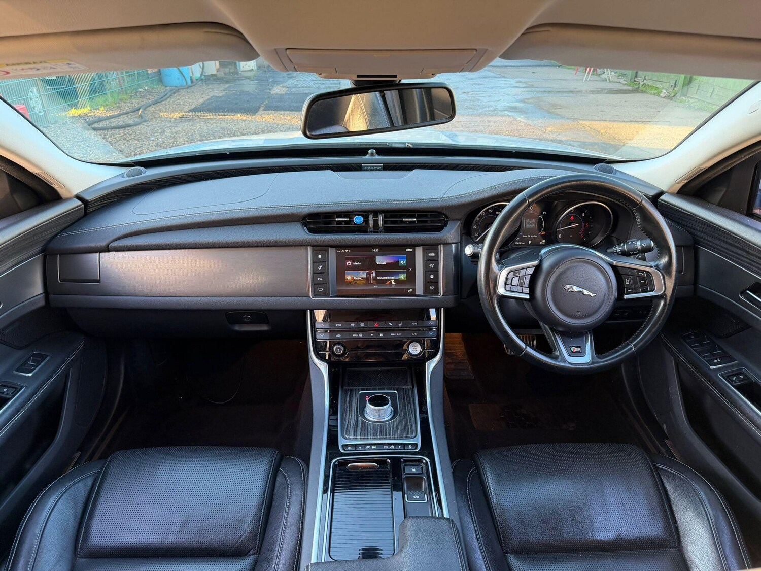 Used Jaguar XF 2015 for sale - 76802048: Photo 12