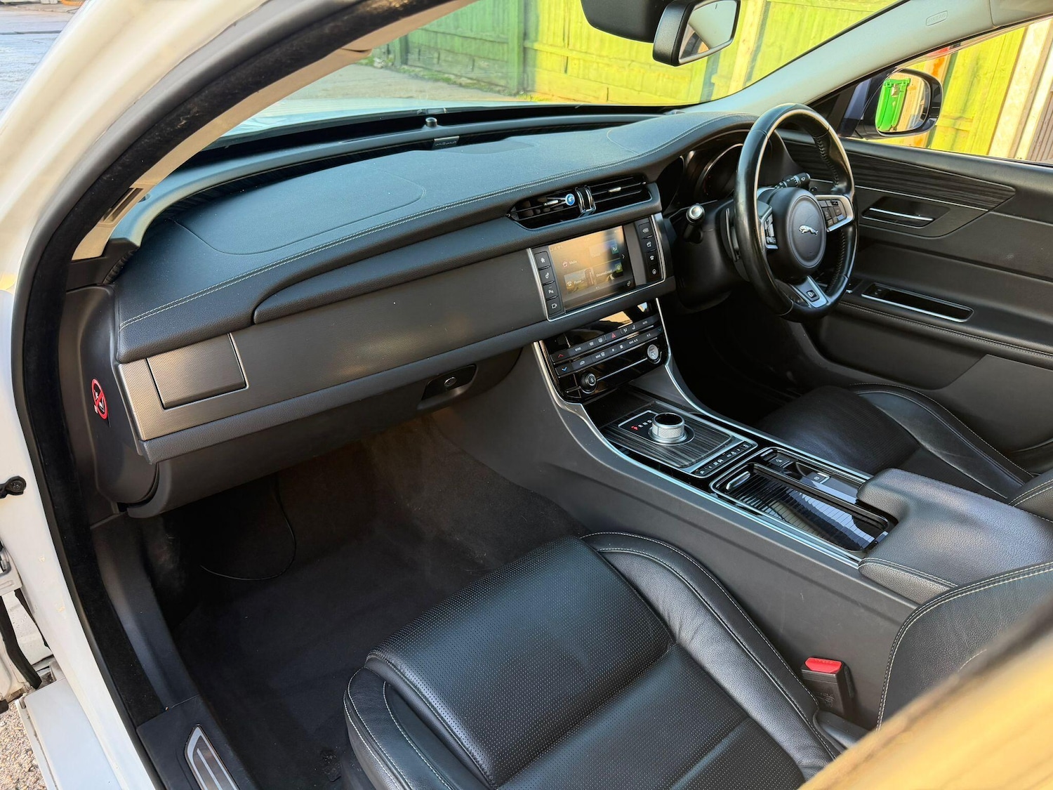 Used Jaguar XF 2015 for sale - 76802048: Photo 14