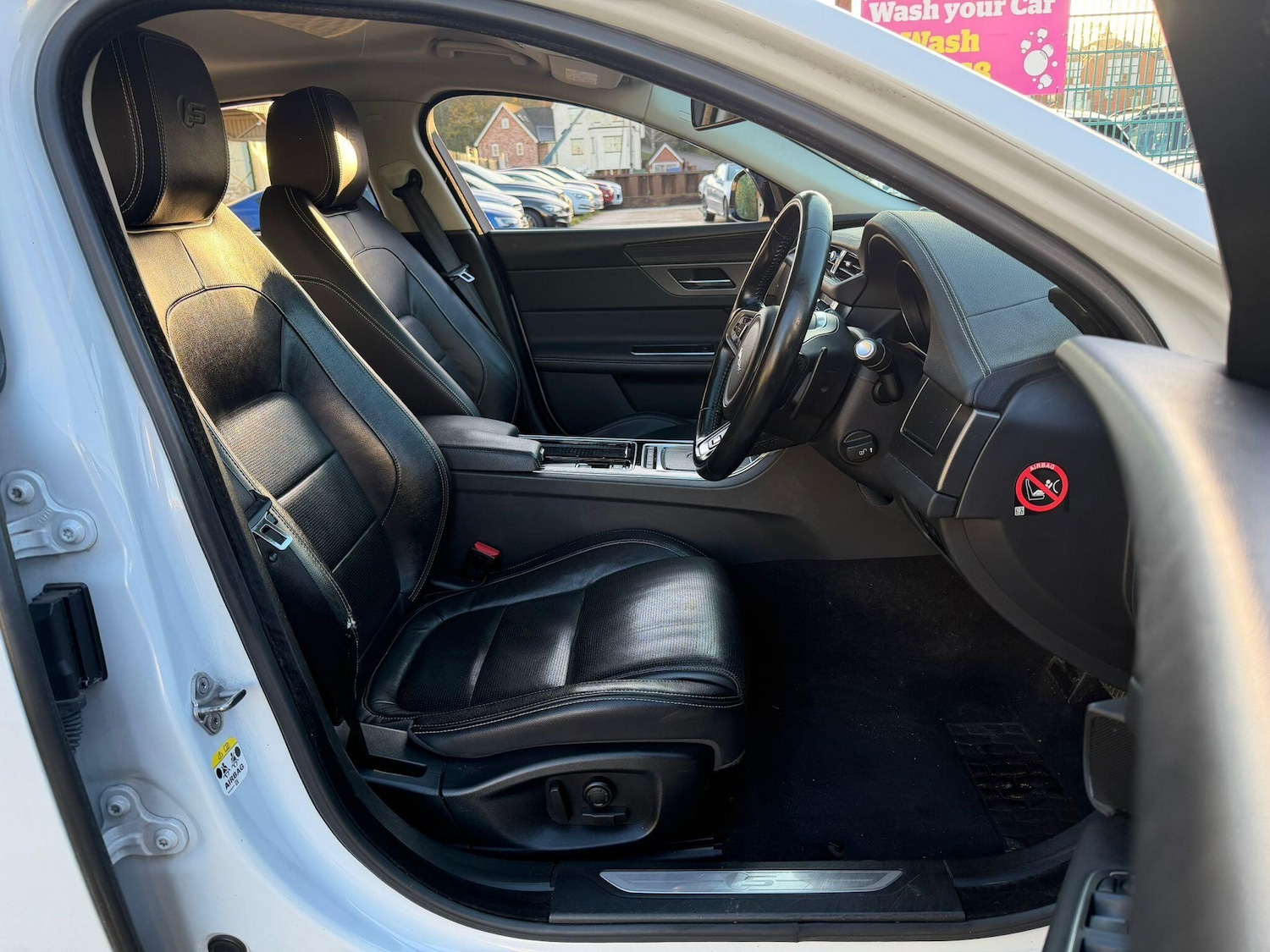 Used Jaguar XF 2015 for sale - 76802048: Photo 15