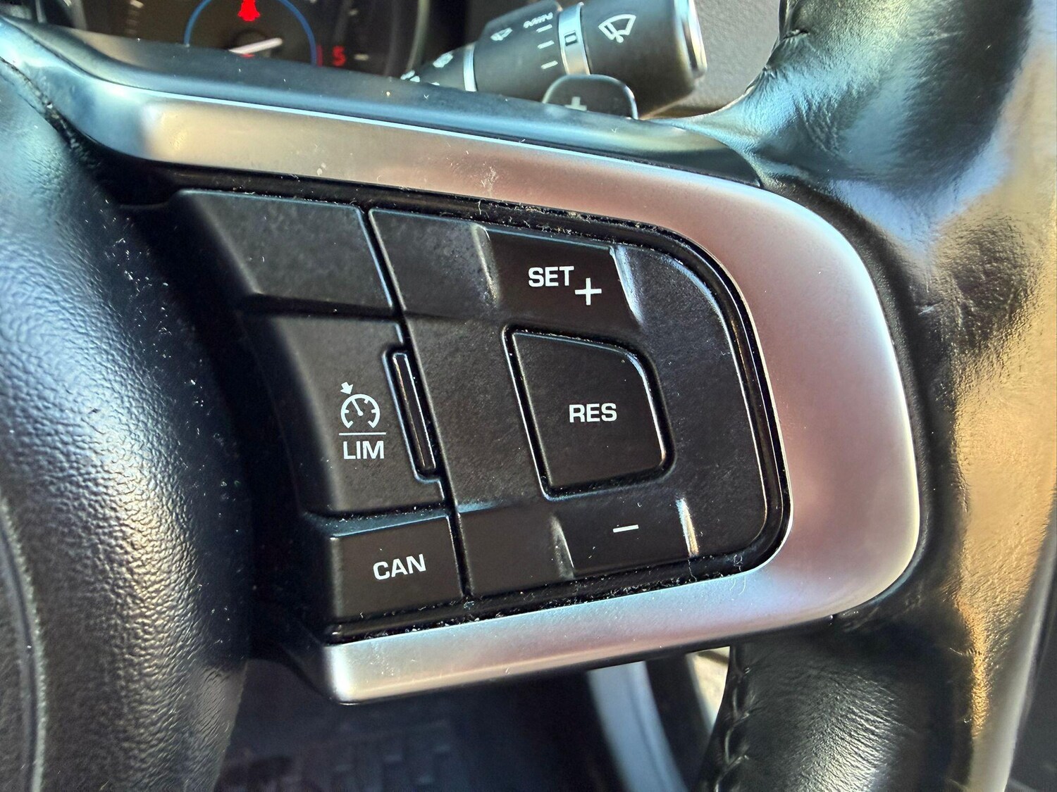 Used Jaguar XF 2015 for sale - 76802048: Photo 24