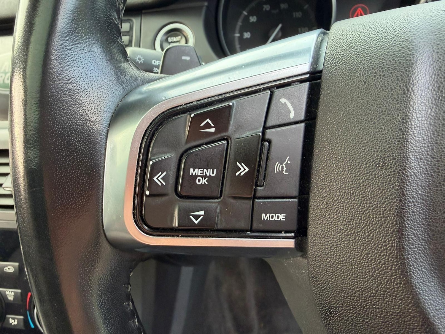 Used Land Rover Discovery Sport 2017 for sale - 77254807: Photo 27