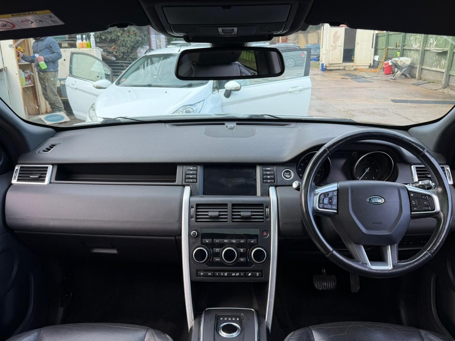Used Land Rover Discovery Sport 2017 for sale - 77254807: Photo 9