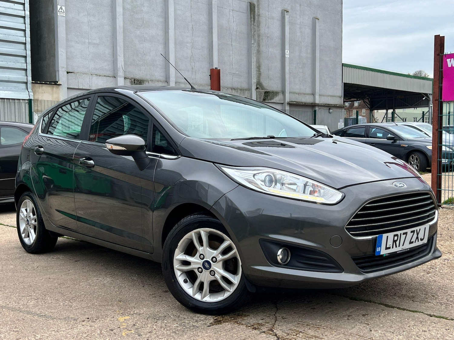 Used Ford Fiesta 2017 for sale - 76513318: Photo 1