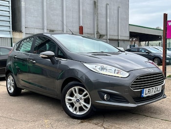2017 (17) - 1.0 EcoBoost Zetec 5dr