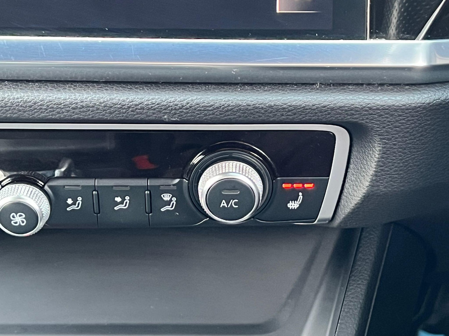 Used Audi Q3 2020 for sale - 76457228: Photo 9