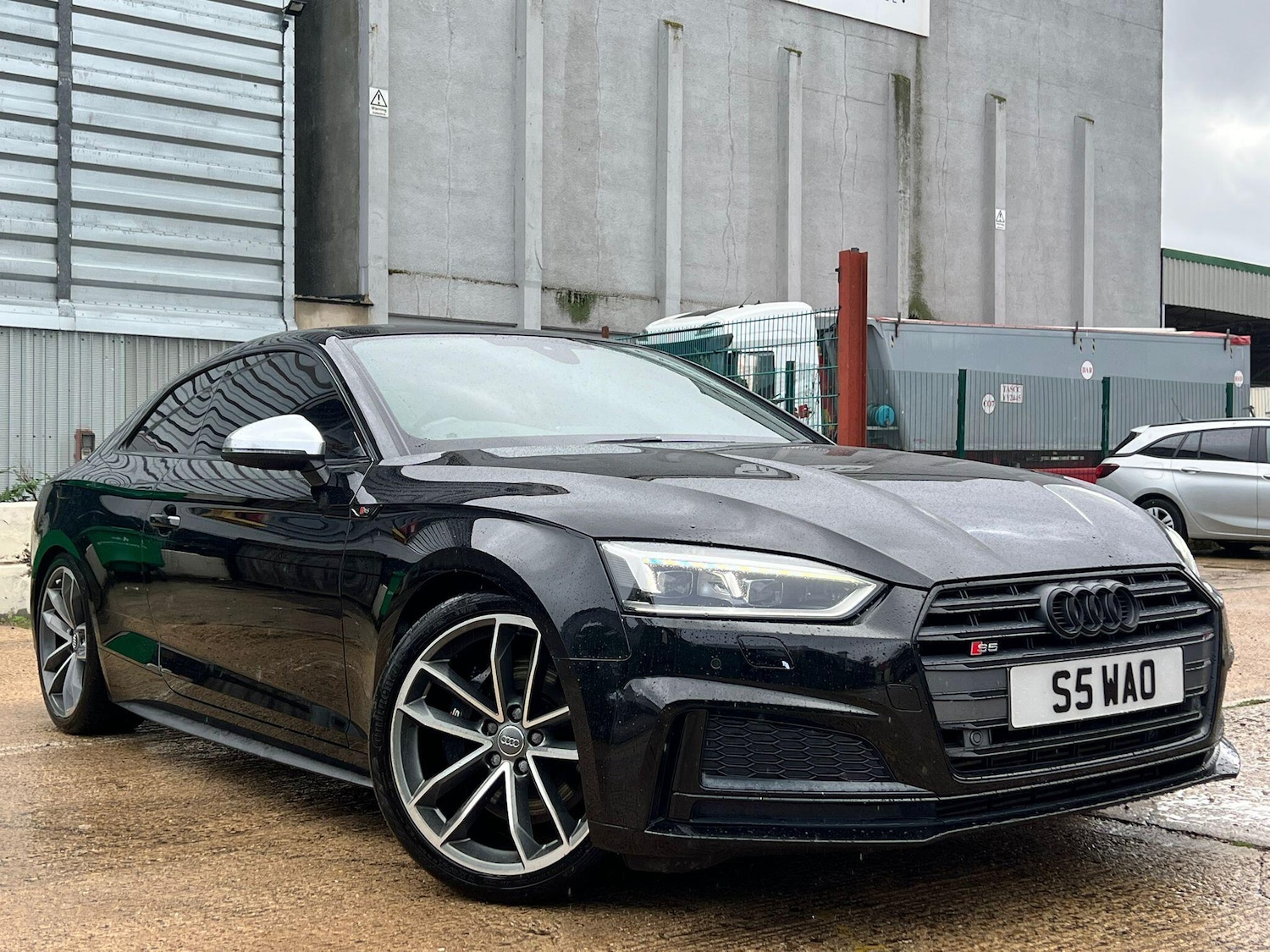 Used Audi S5 for sale - 76337227: Photo 1