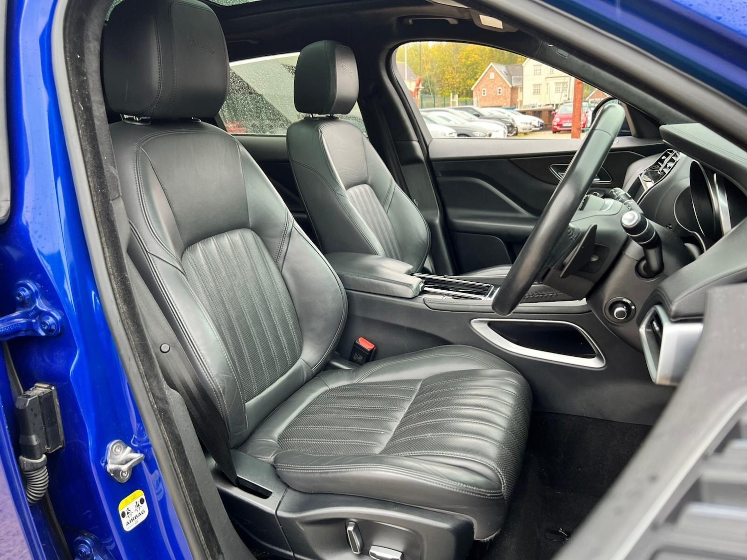 Used Jaguar F-Pace 2018 for sale - 76409547: Photo 15