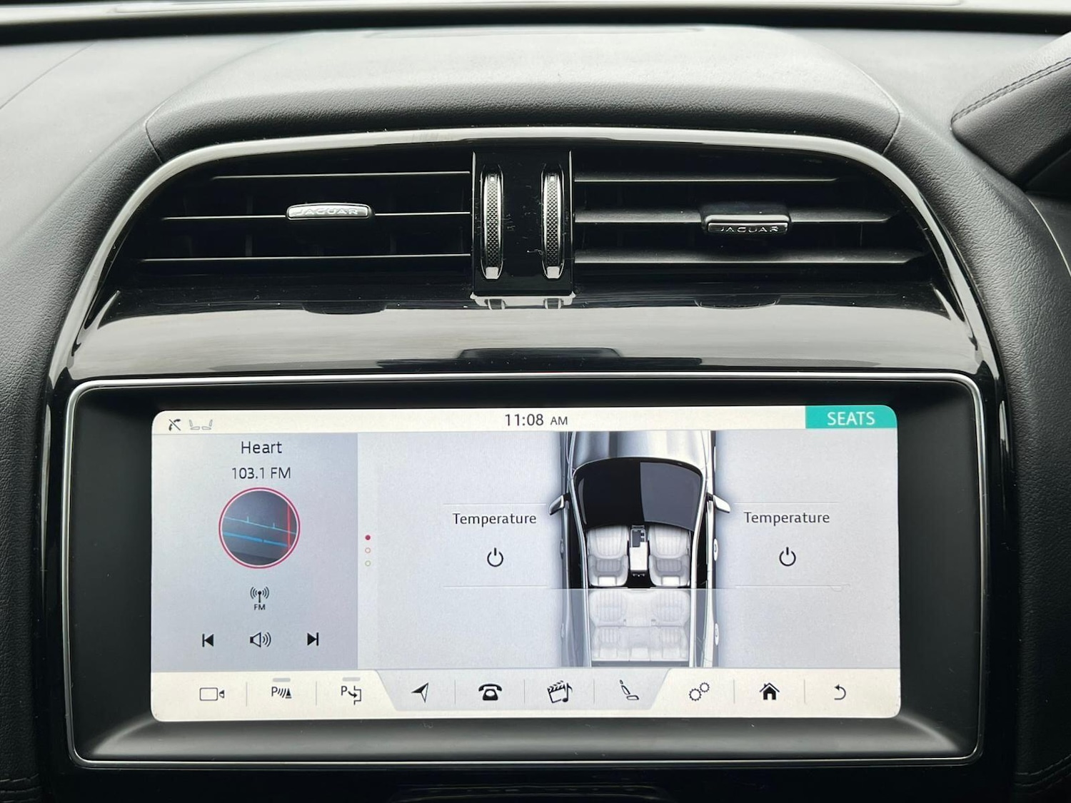 Used Jaguar F-Pace 2018 for sale - 76409547: Photo 32