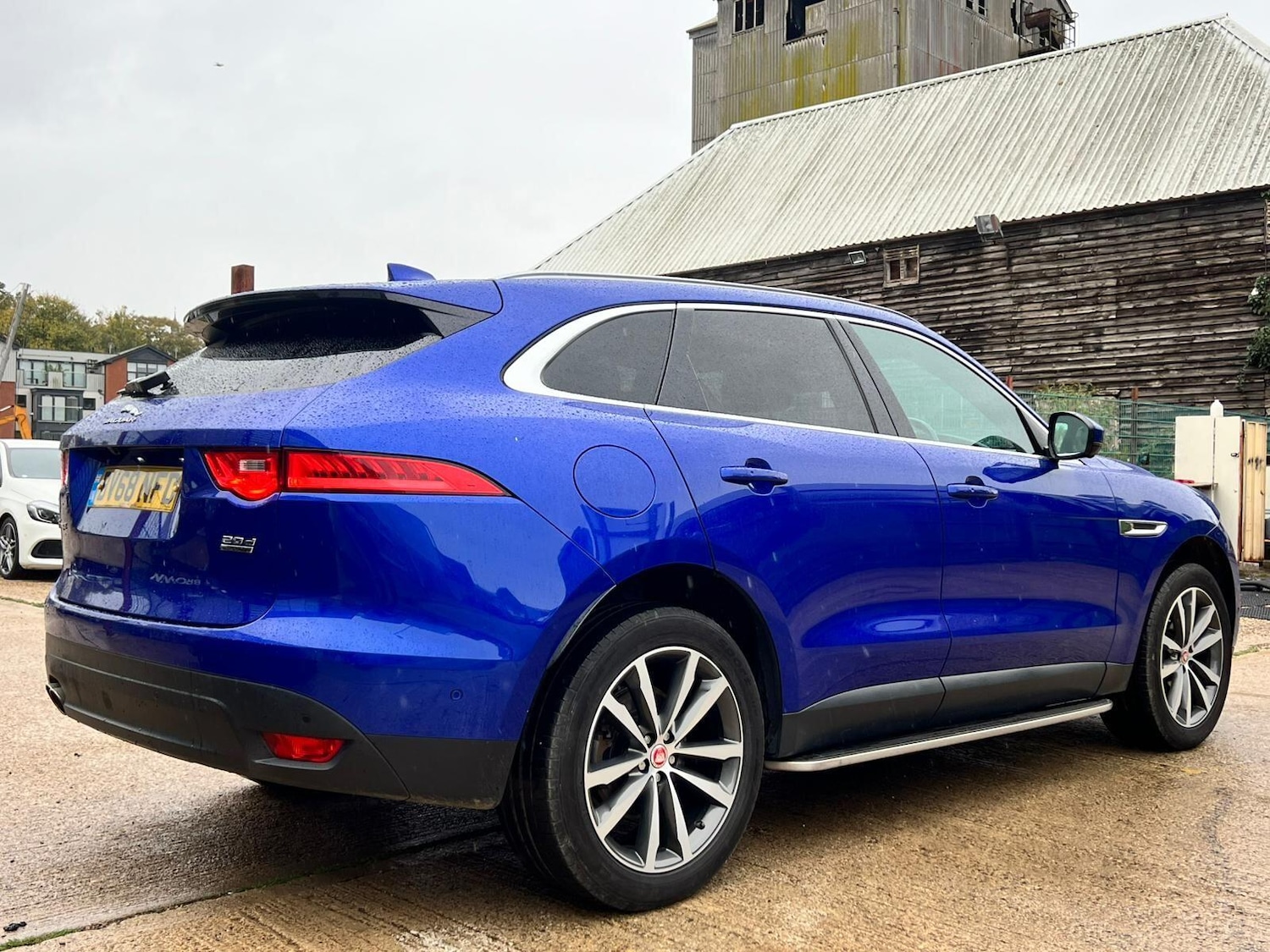 Used Jaguar F-Pace 2018 for sale - 76409547: Photo 5