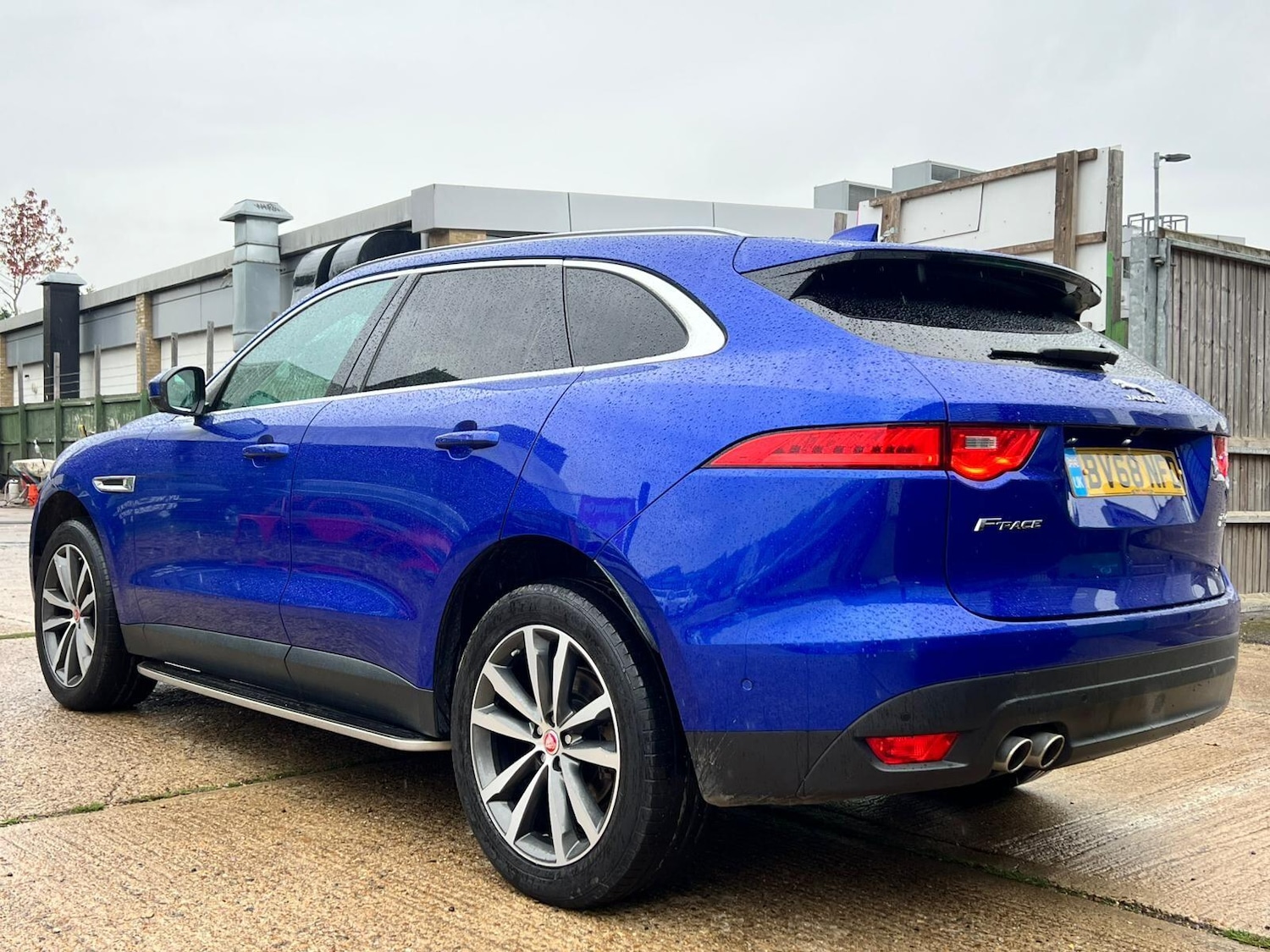 Used Jaguar F-Pace 2018 for sale - 76409547: Photo 8