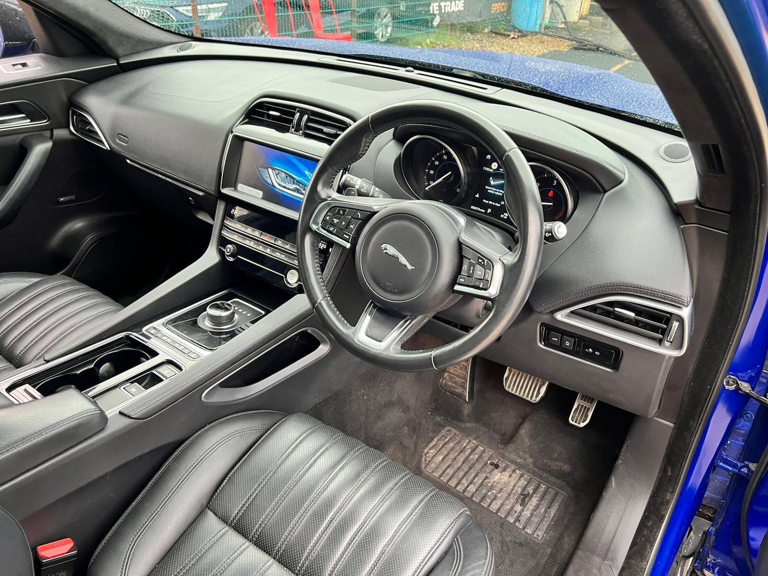 Used Jaguar F-Pace 2018 for sale - 76409547: Photo 9